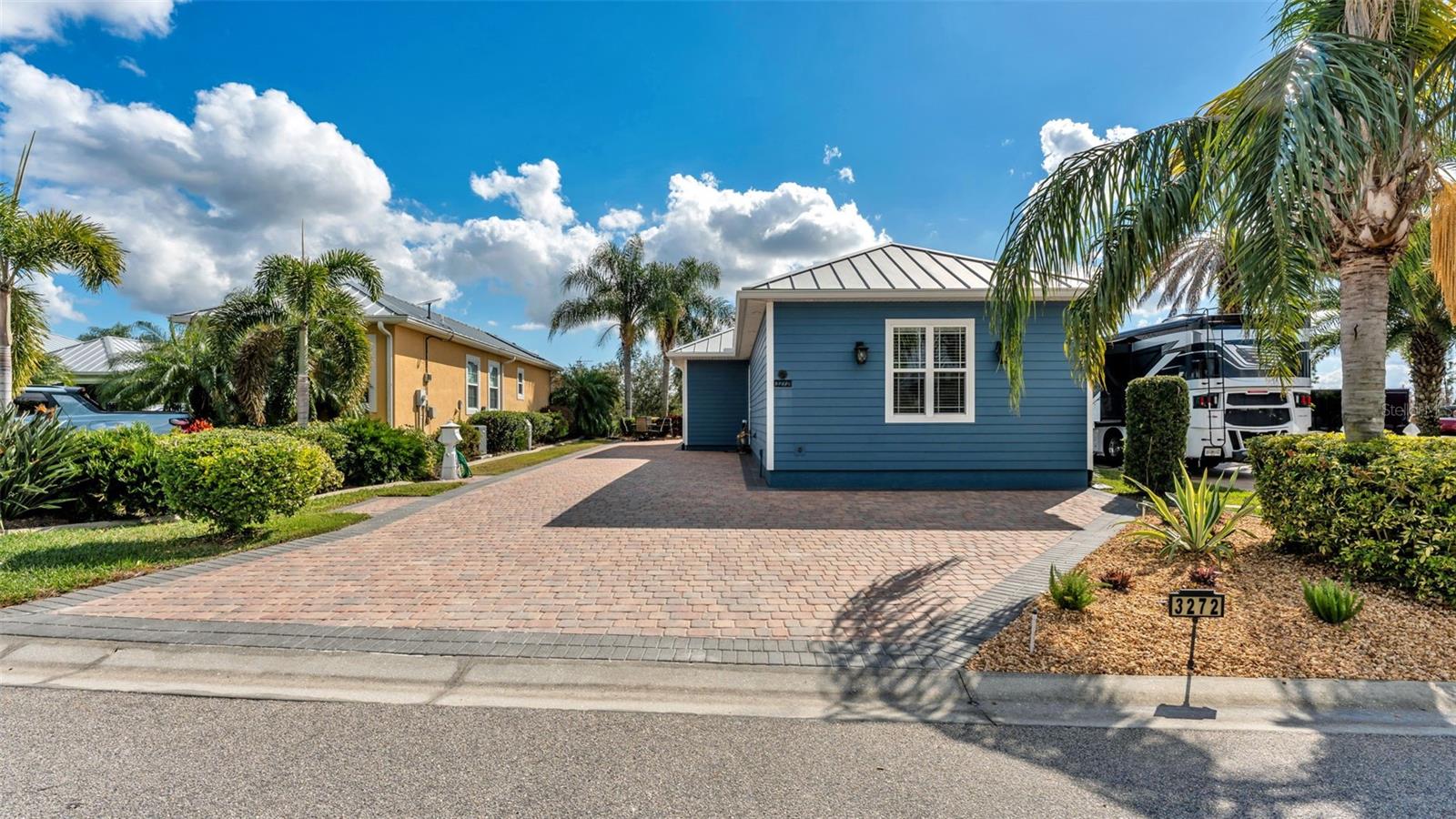 Image 7 of 38 For 3272 Fish Hawk Drive