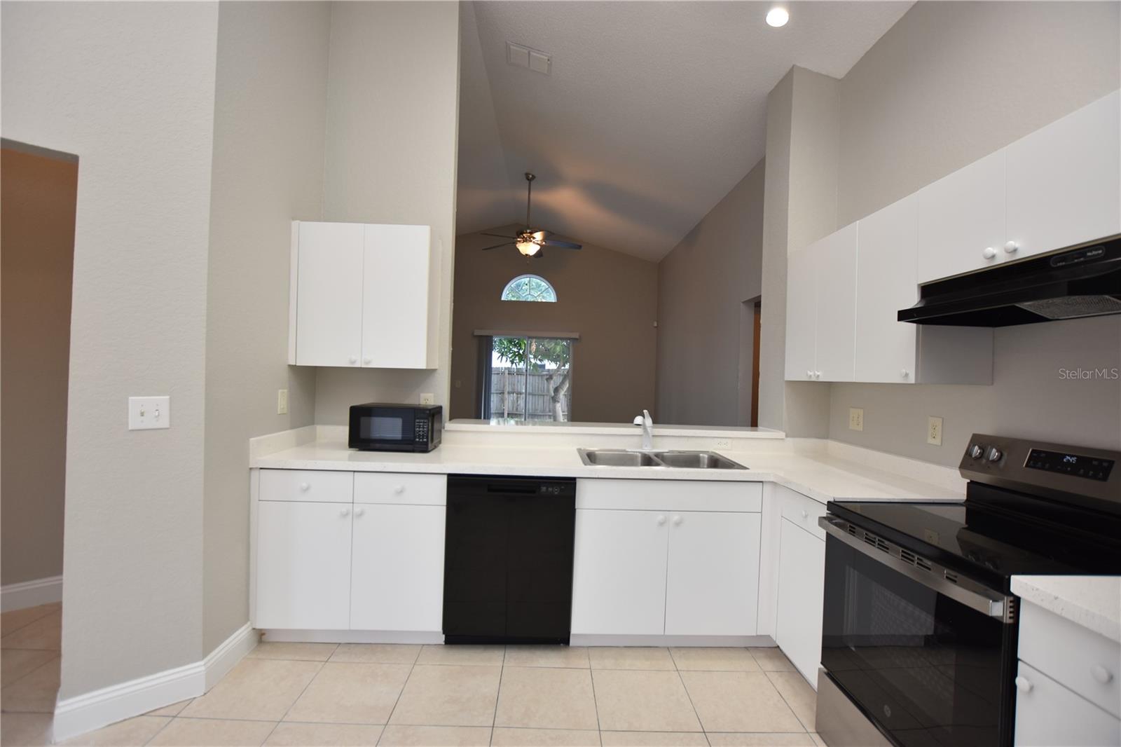 Image 9 of 22 For 141 Osprey Heights Drive