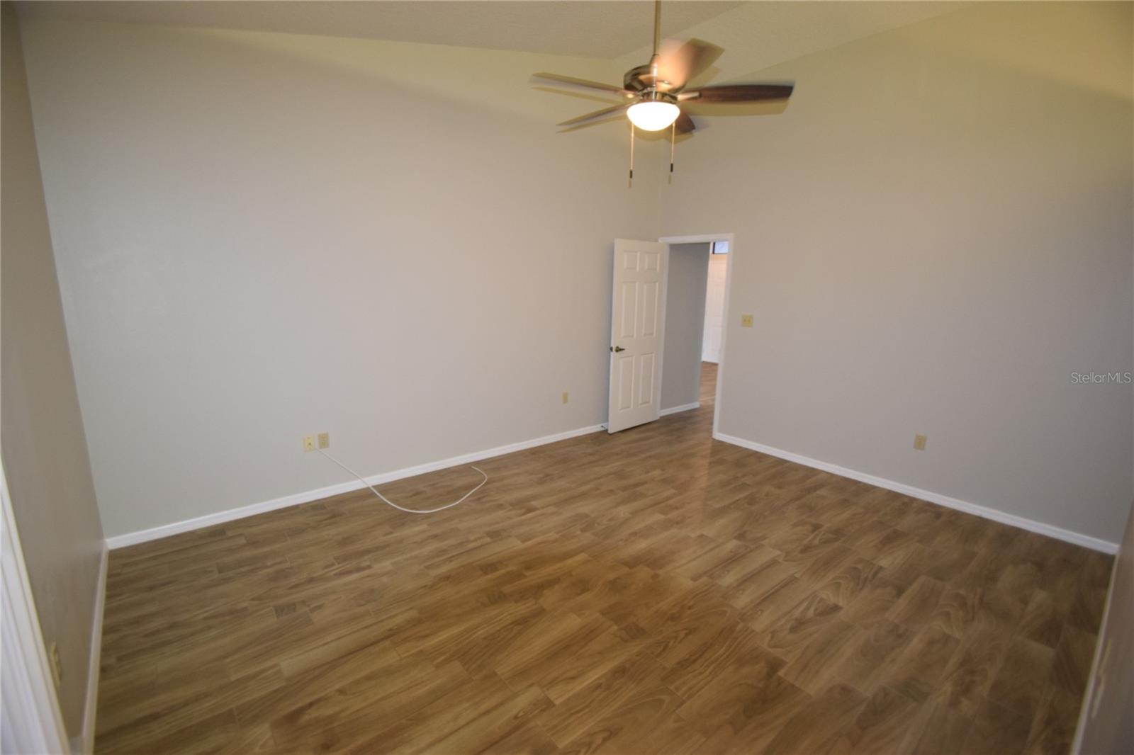 Image 16 of 24 For 6022 Crane Drive