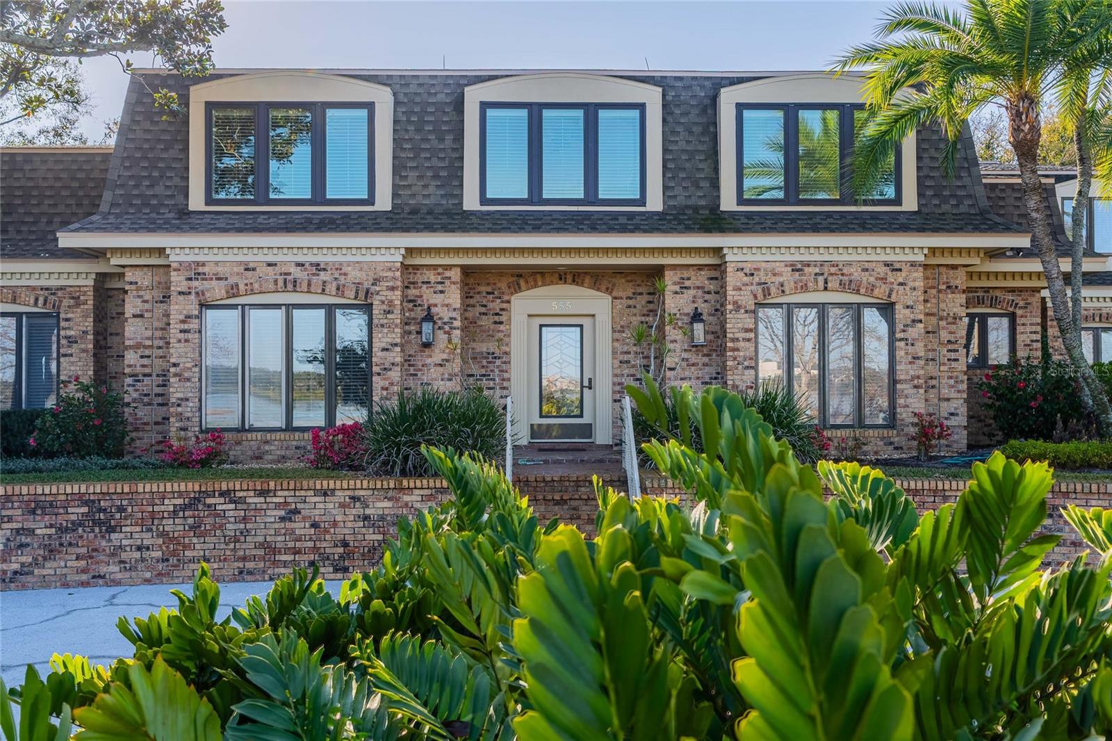 Details for 555 Lake Hollingsworth Drive, LAKELAND, FL 33803