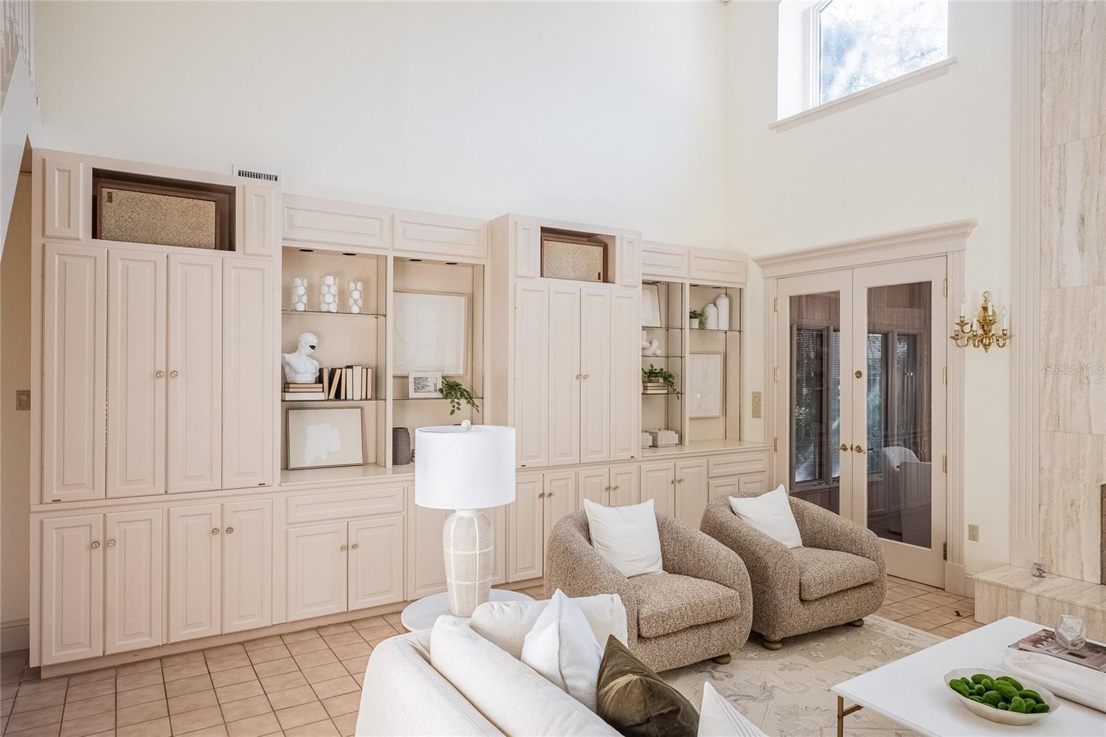 Image 16 of 72 For 555 Lake Hollingsworth Drive