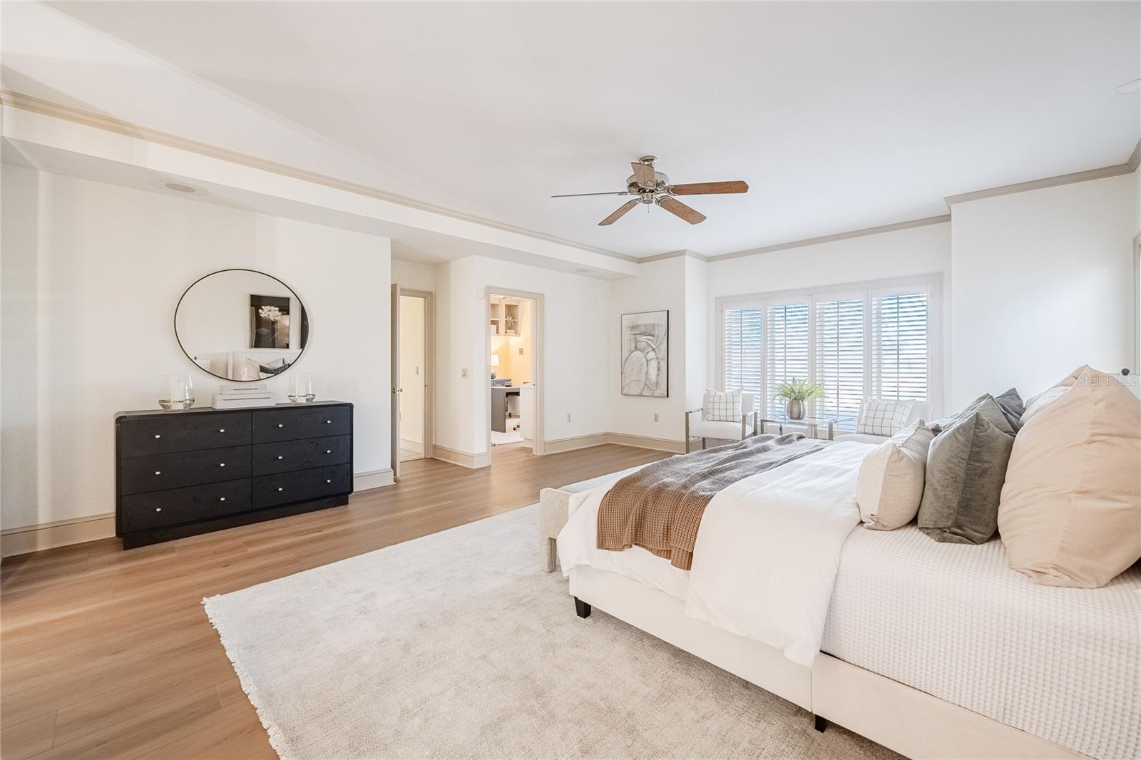 Image 24 of 72 For 555 Lake Hollingsworth Drive