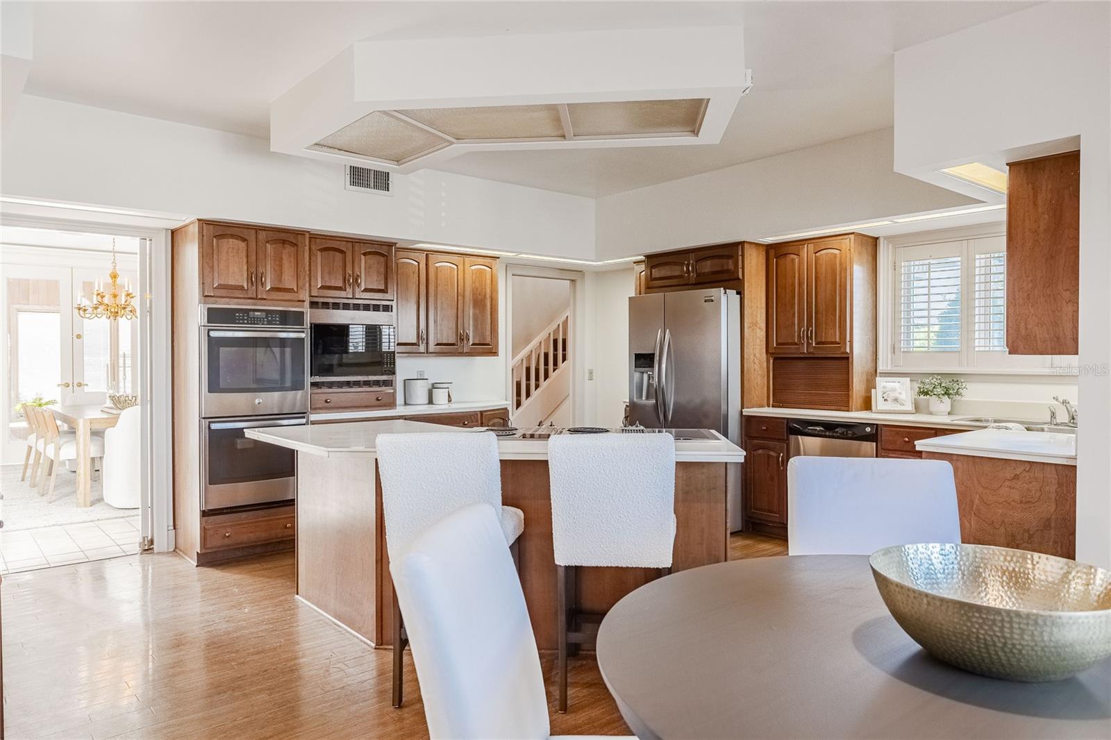 Image 36 of 72 For 555 Lake Hollingsworth Drive