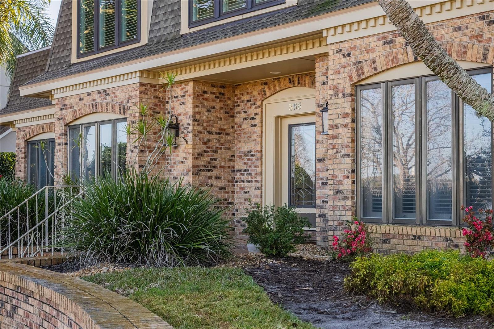 Image 5 of 72 For 555 Lake Hollingsworth Drive