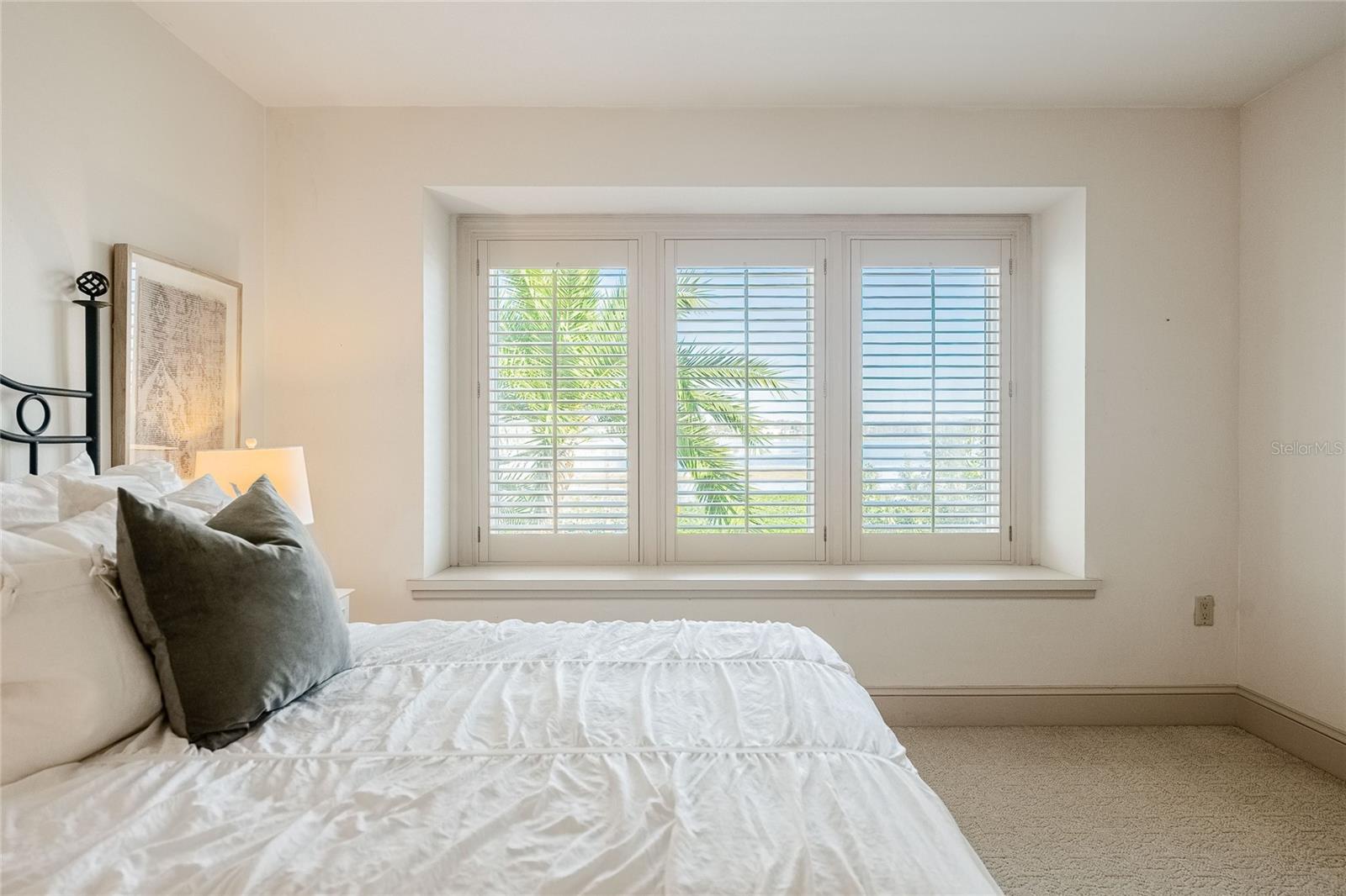 Image 50 of 72 For 555 Lake Hollingsworth Drive