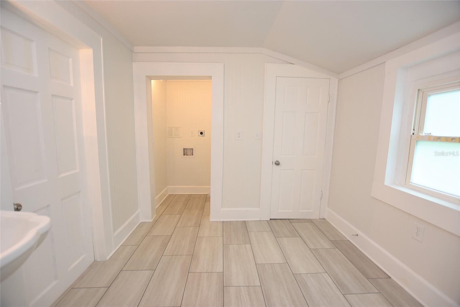 Image 15 of 21 For 213 Patterson Street