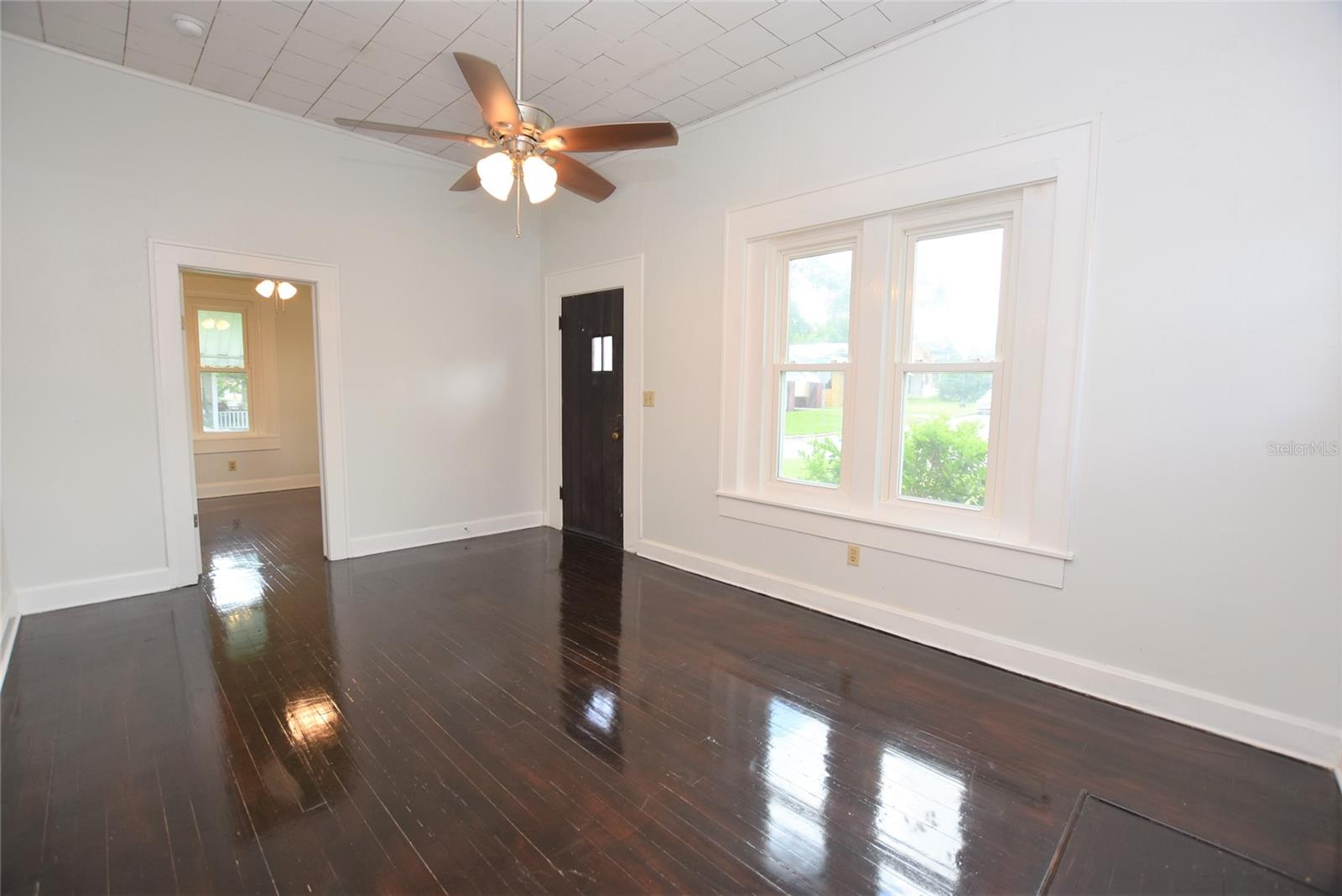 Image 7 of 21 For 213 Patterson Street