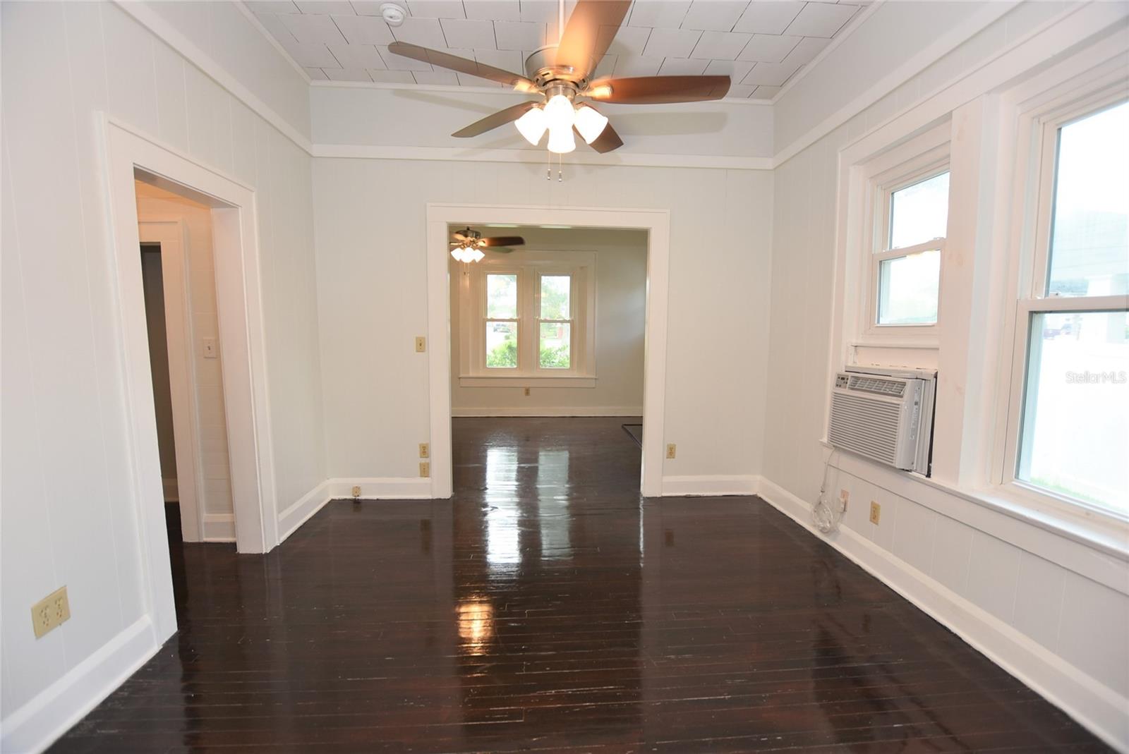 Image 8 of 21 For 213 Patterson Street