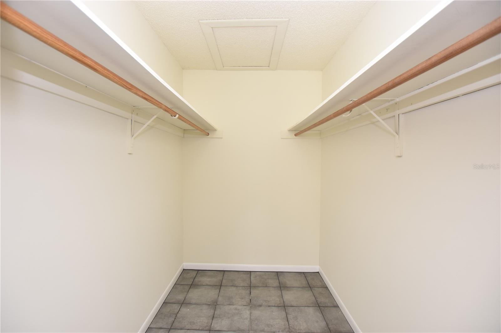 Image 13 of 19 For 1804 Crystal Grove Drive