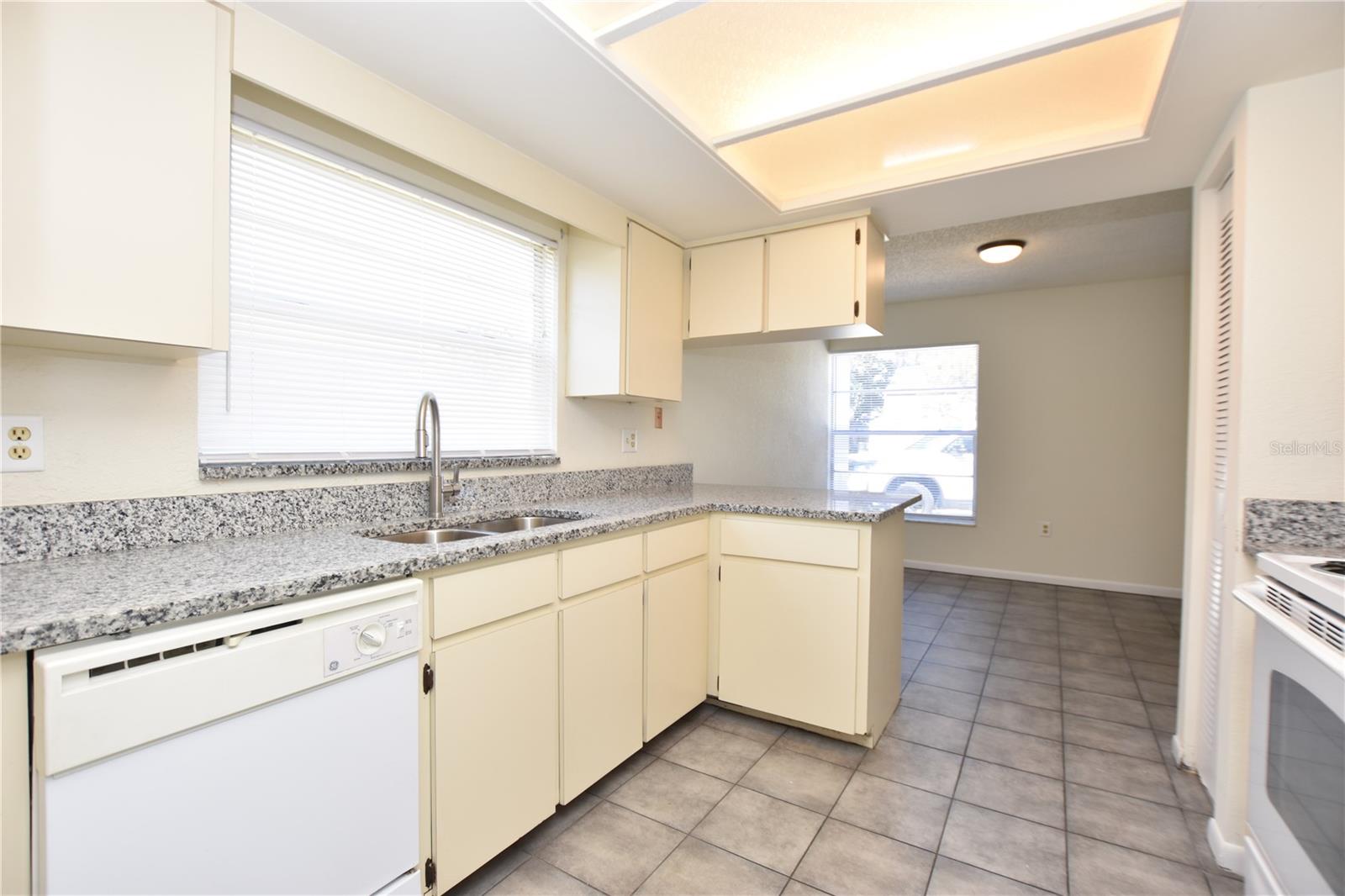 Image 6 of 19 For 1804 Crystal Grove Drive