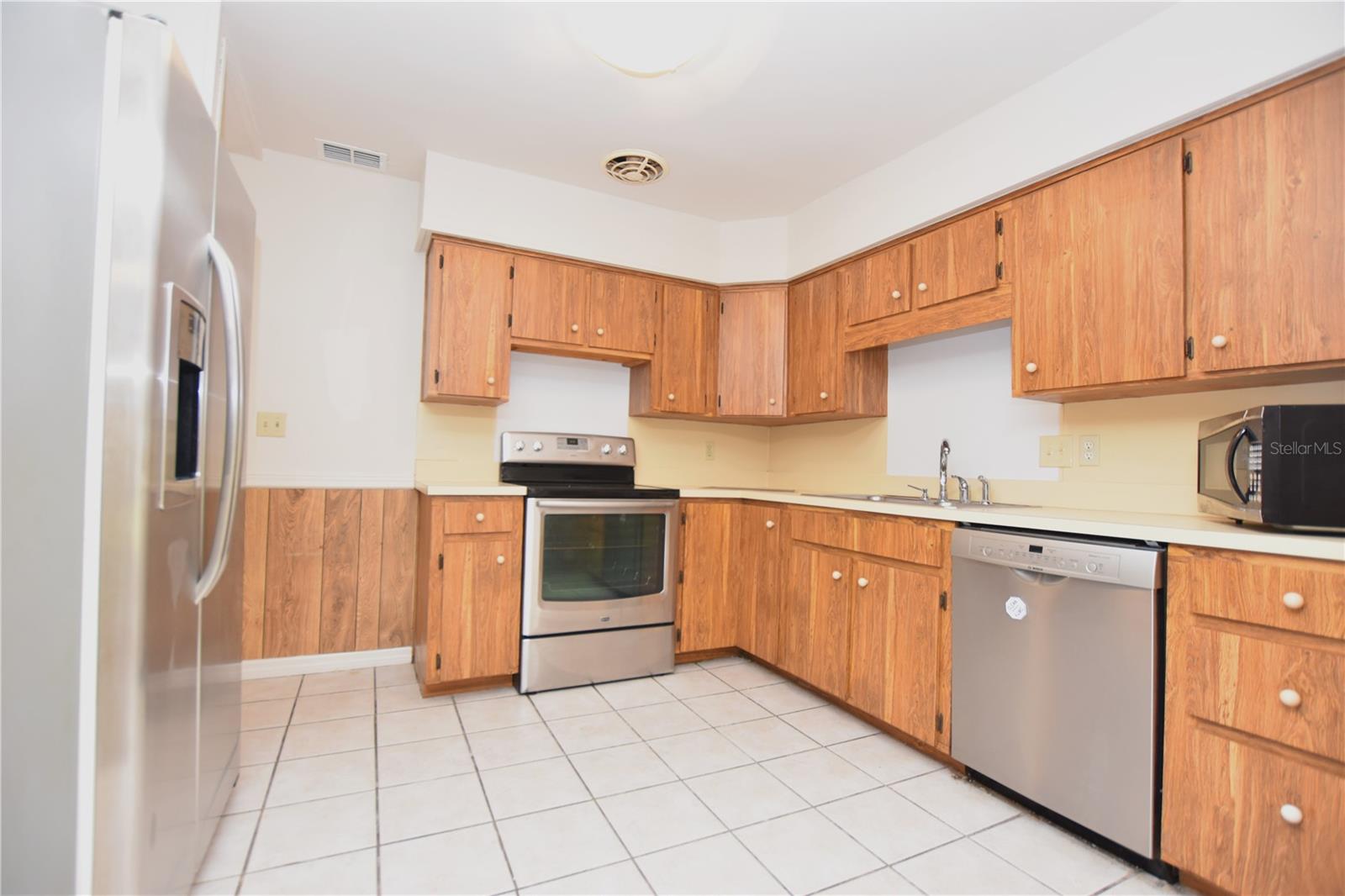 Image 5 of 36 For 1503 Hanson Avenue