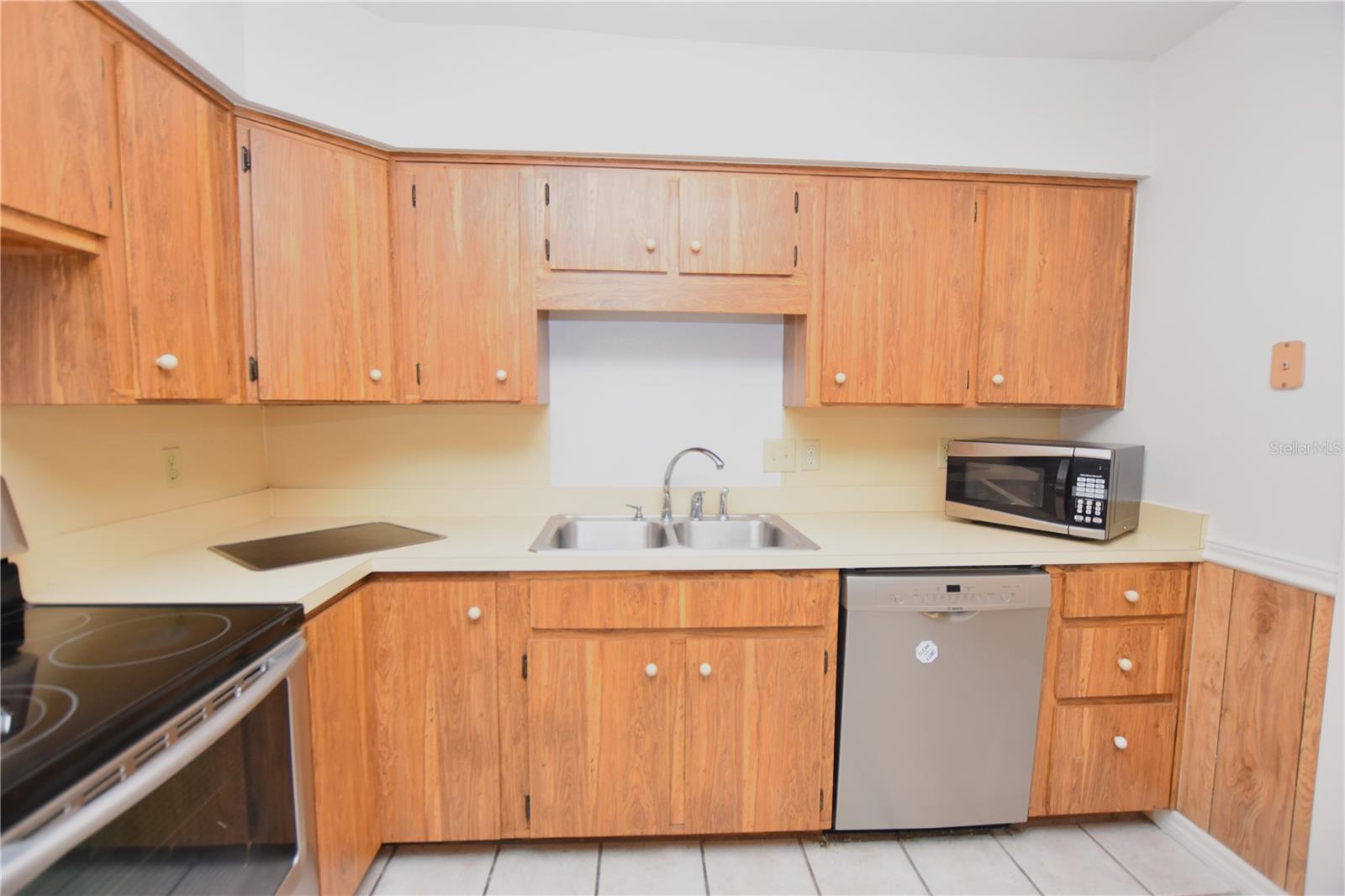 Image 6 of 36 For 1503 Hanson Avenue