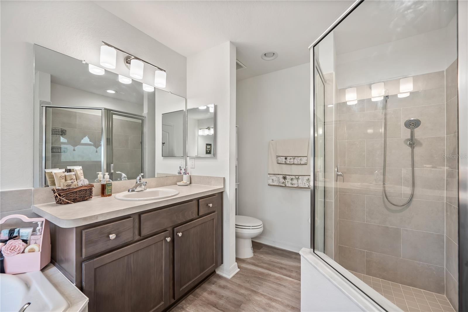 Image 22 of 35 For 4934 San Ignacio Drive