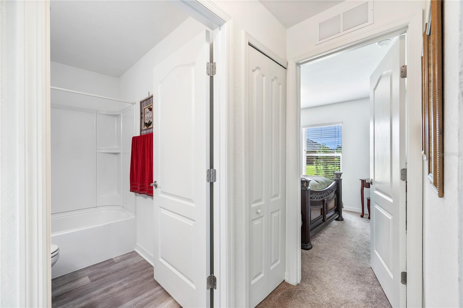 Image 25 of 35 For 4934 San Ignacio Drive