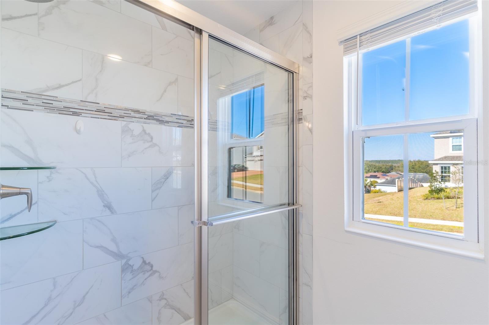 Image 17 of 39 For 622 Bellingham Way