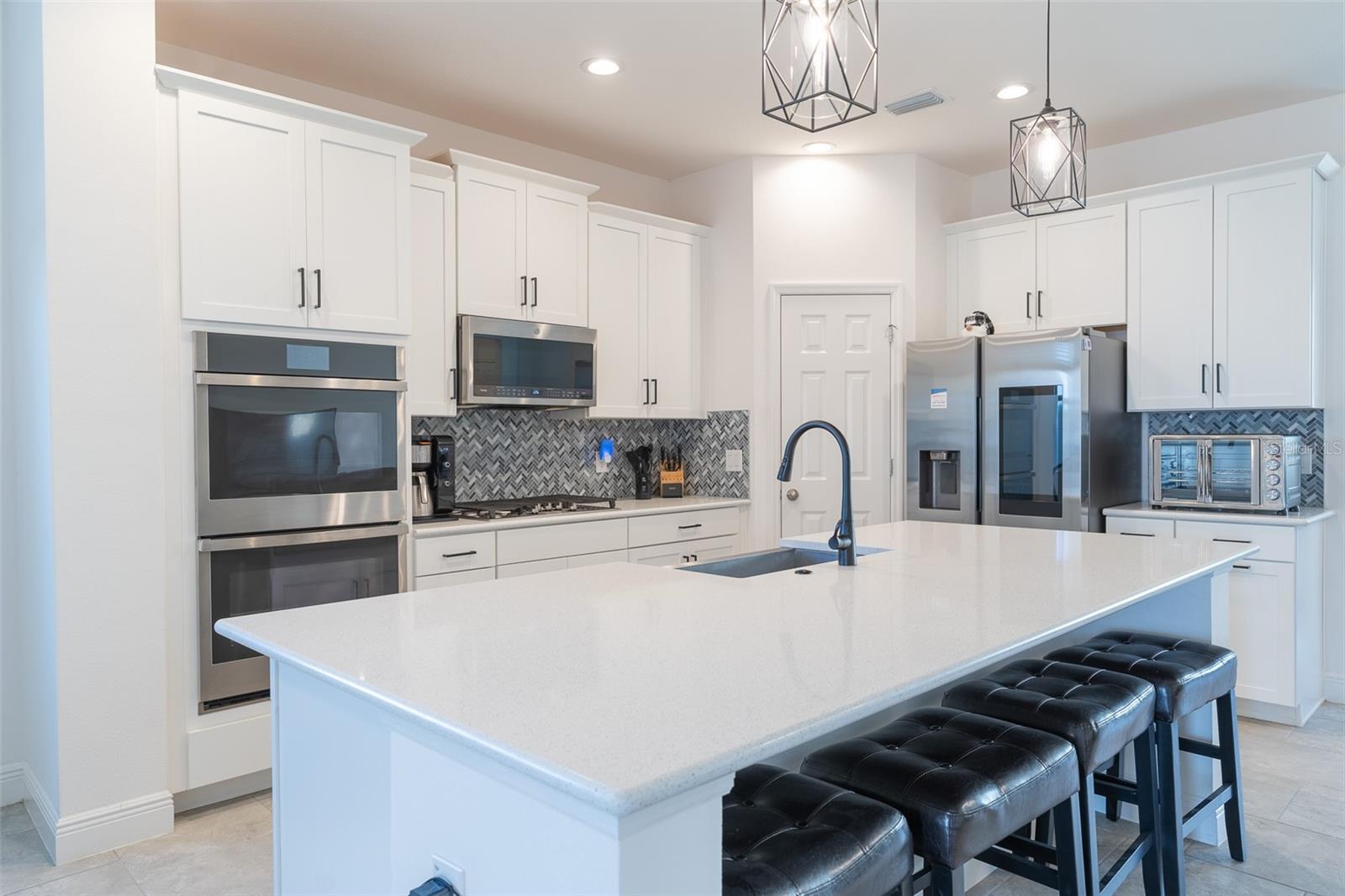 Image 3 of 39 For 622 Bellingham Way