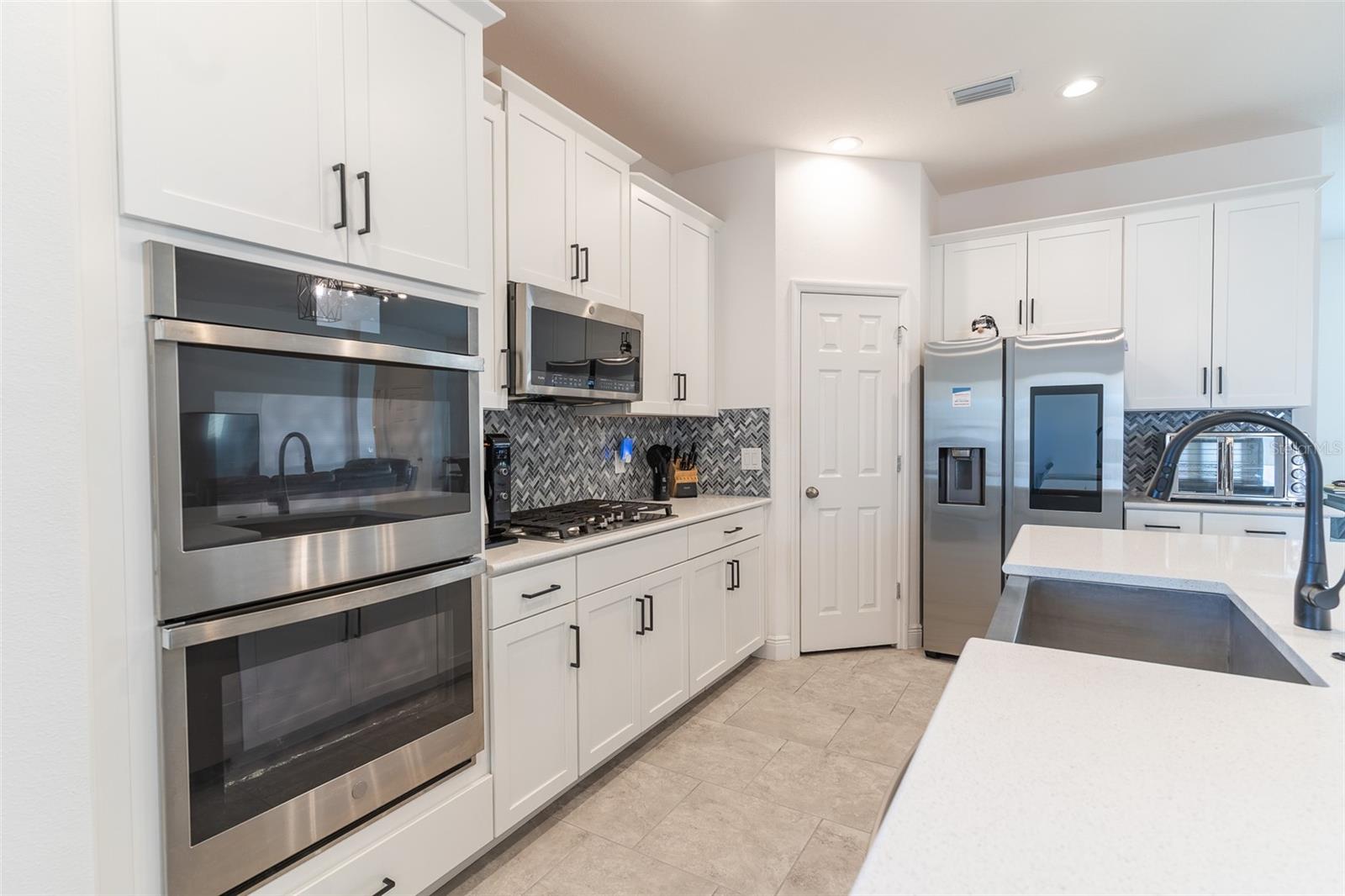 Image 4 of 39 For 622 Bellingham Way