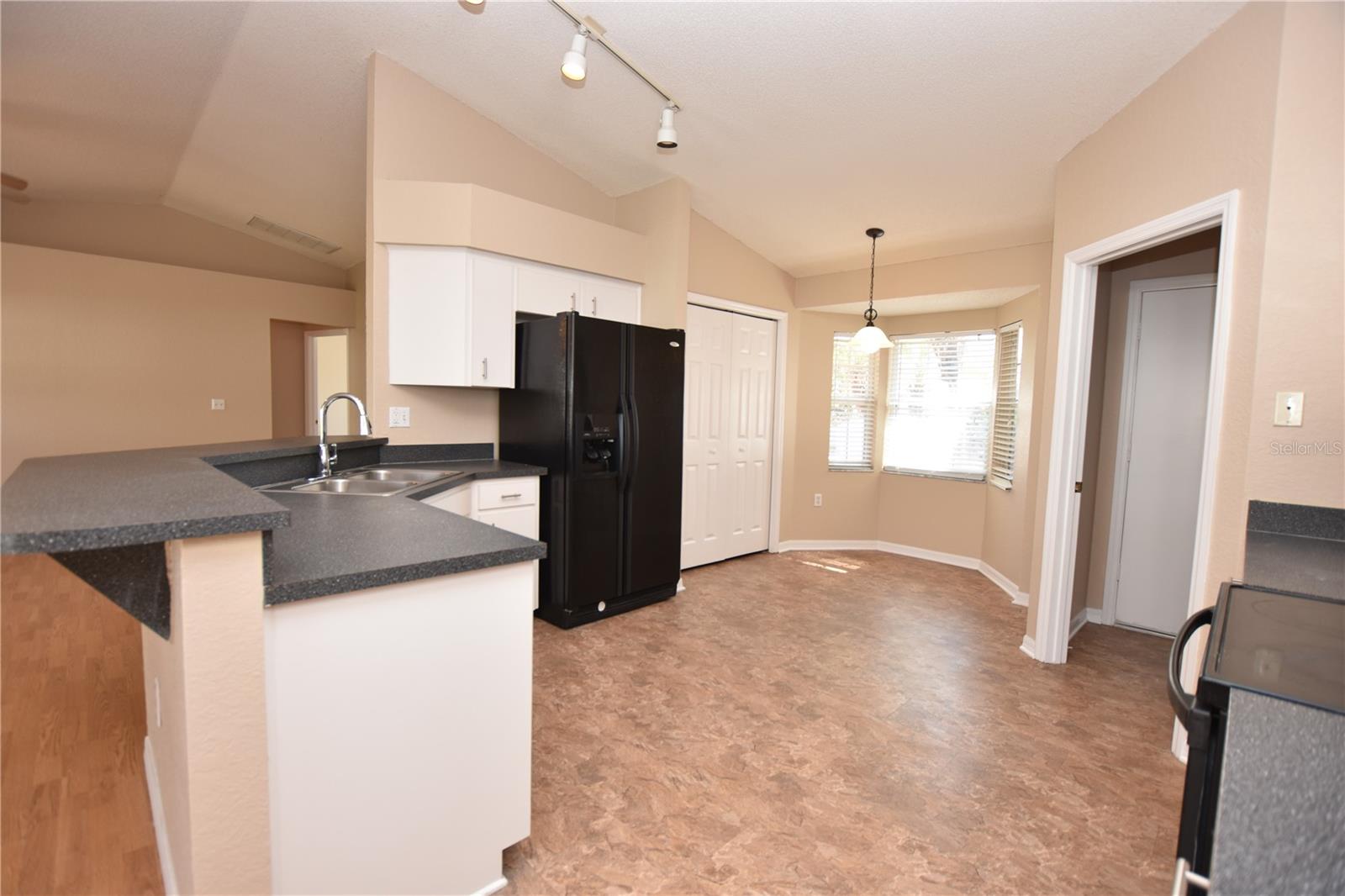 Image 3 of 23 For 2830 Hickory Ridge Drive