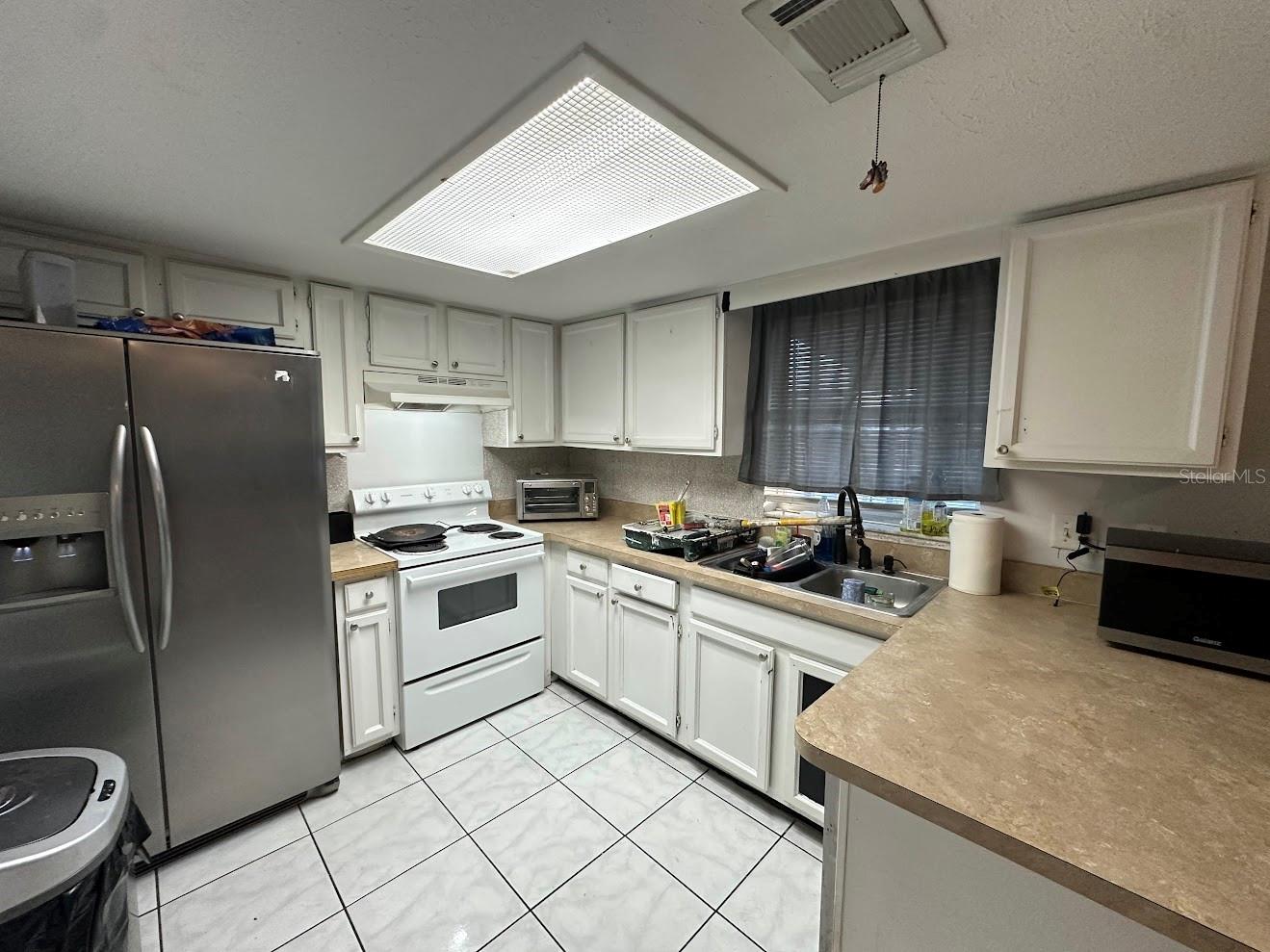 Listing photo id 4 for 520 Fairhope Drive