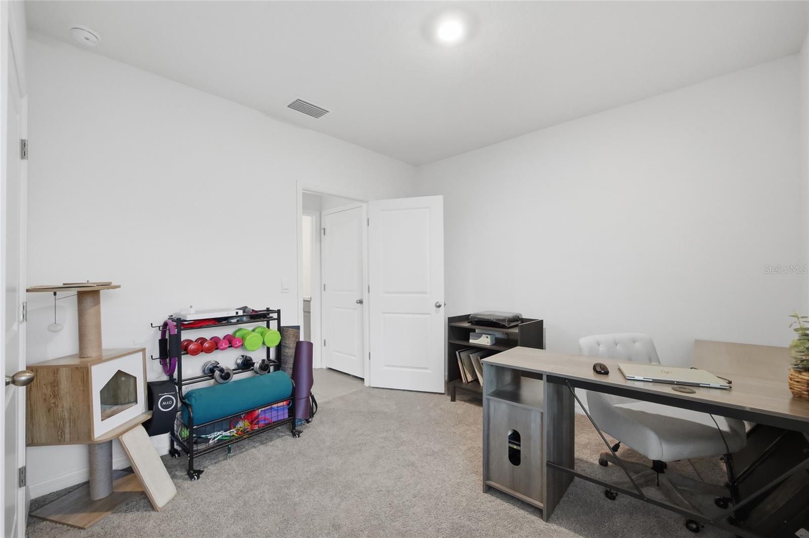 Image 17 of 40 For 1651 Hazy Sea Drive