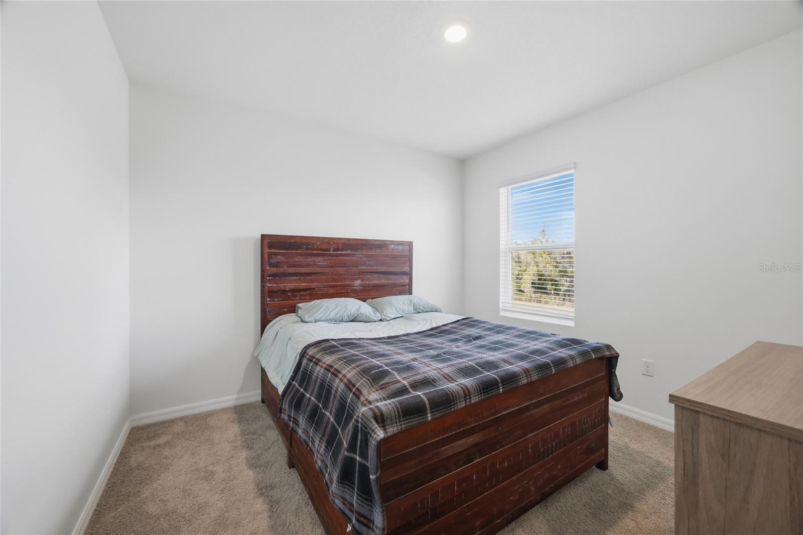 Image 24 of 40 For 1651 Hazy Sea Drive