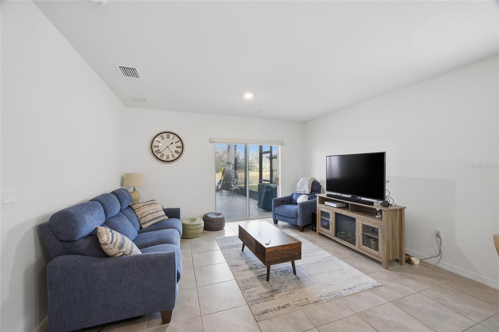 Image 9 of 40 For 1651 Hazy Sea Drive