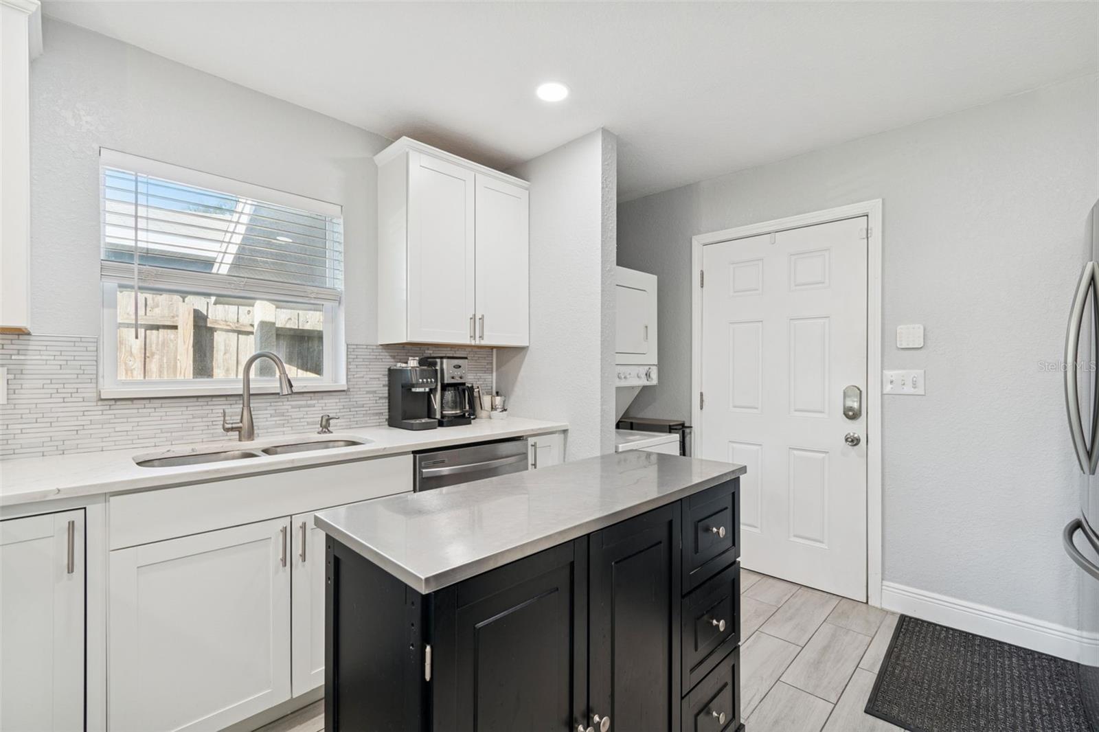 Image 13 of 89 For 505 5th Street