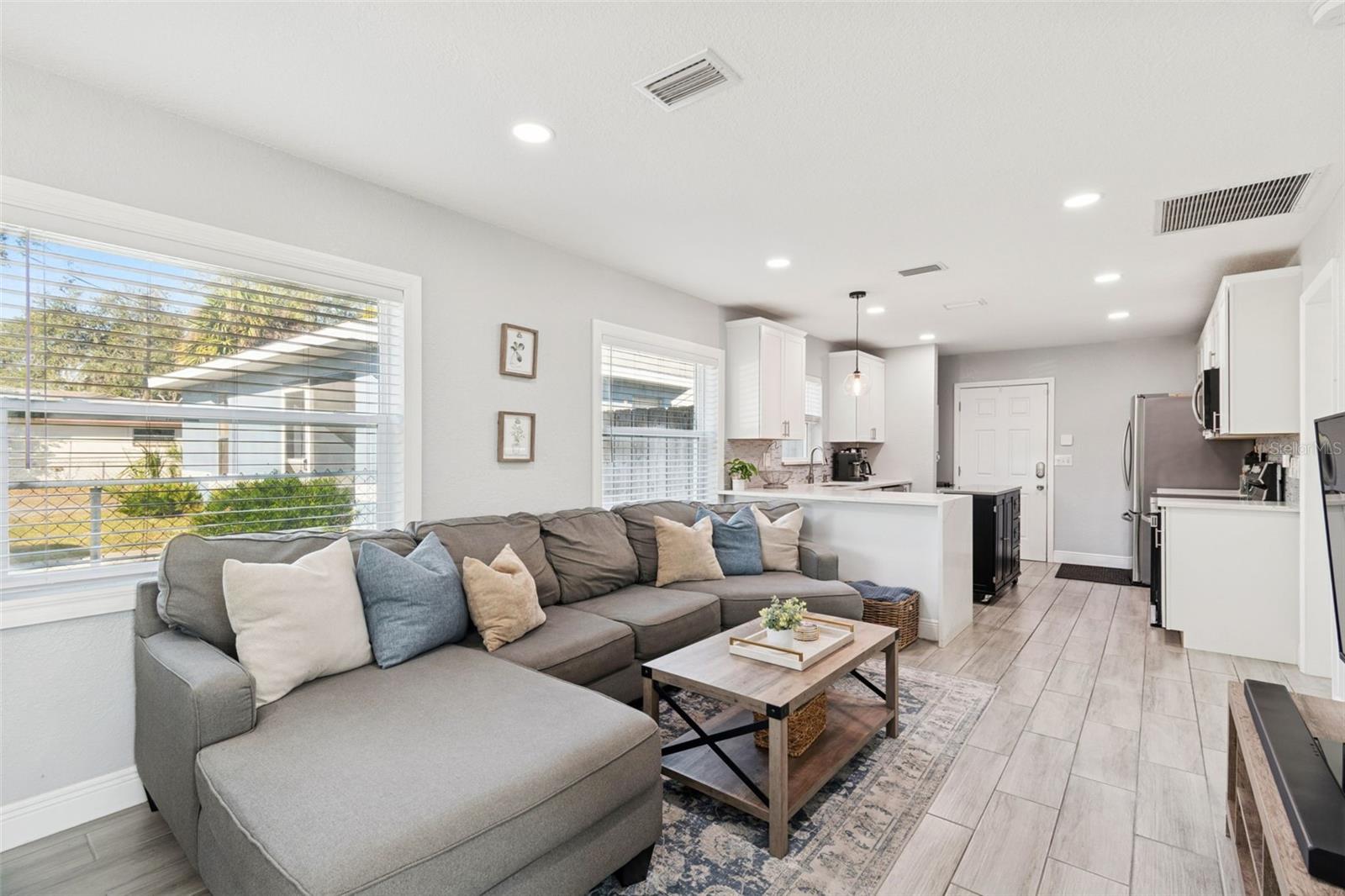 Image 3 of 89 For 505 5th Street