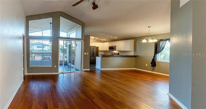 Image 4 of 25 For 2262 Garden Chase Drive