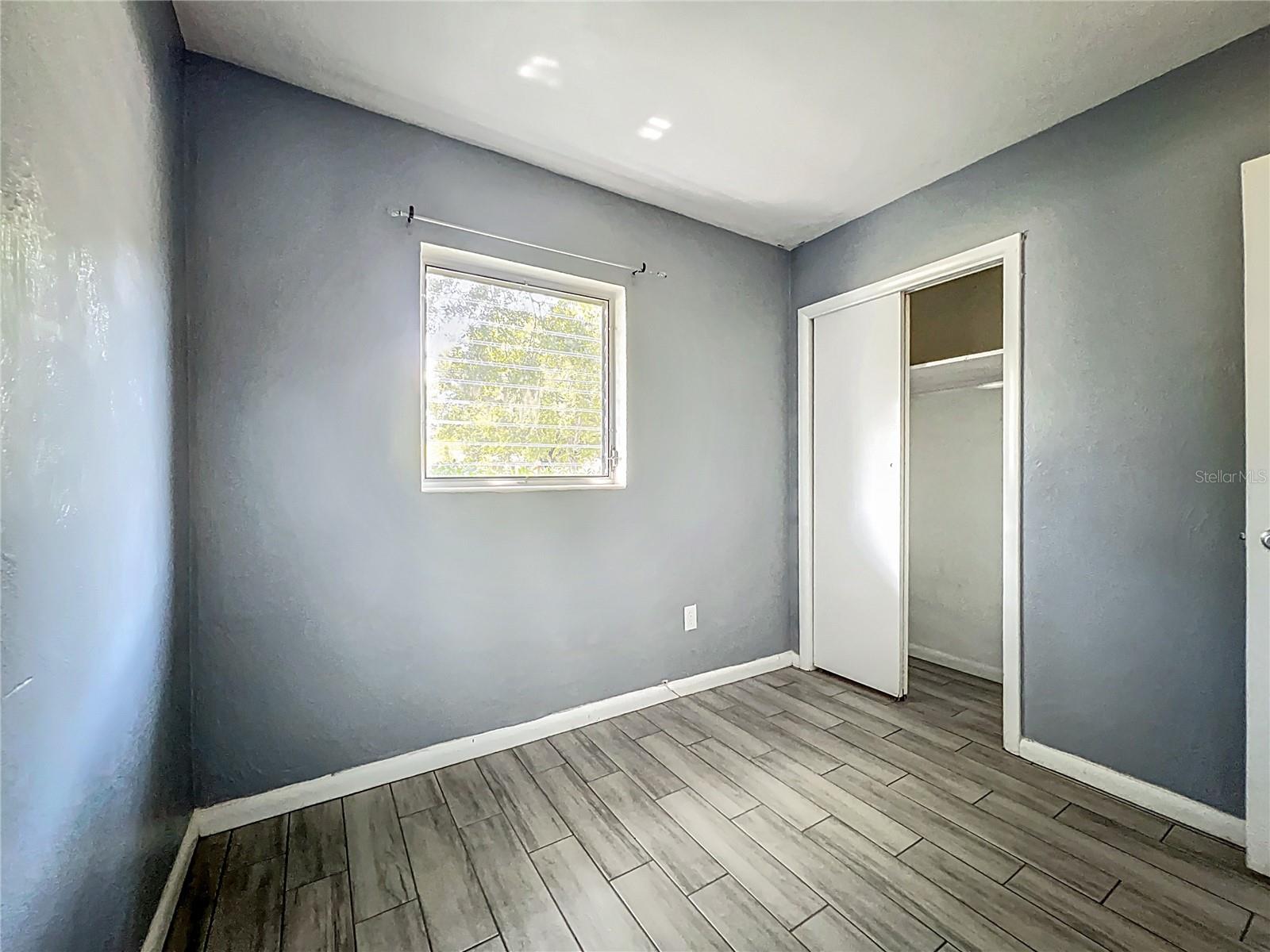 Image 16 of 42 For 1025 Central Avenue