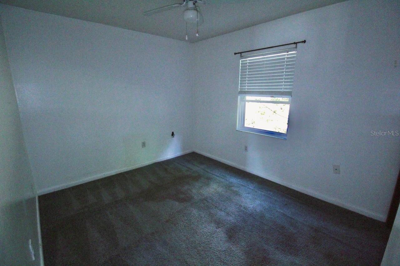 Image 13 of 22 For 4090 Old Colony Road