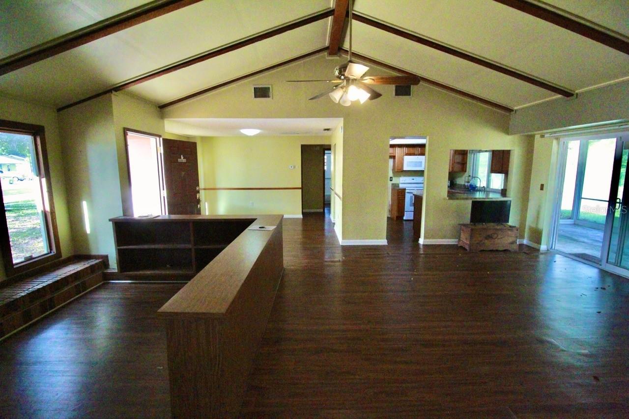 Image 2 of 22 For 4090 Old Colony Road