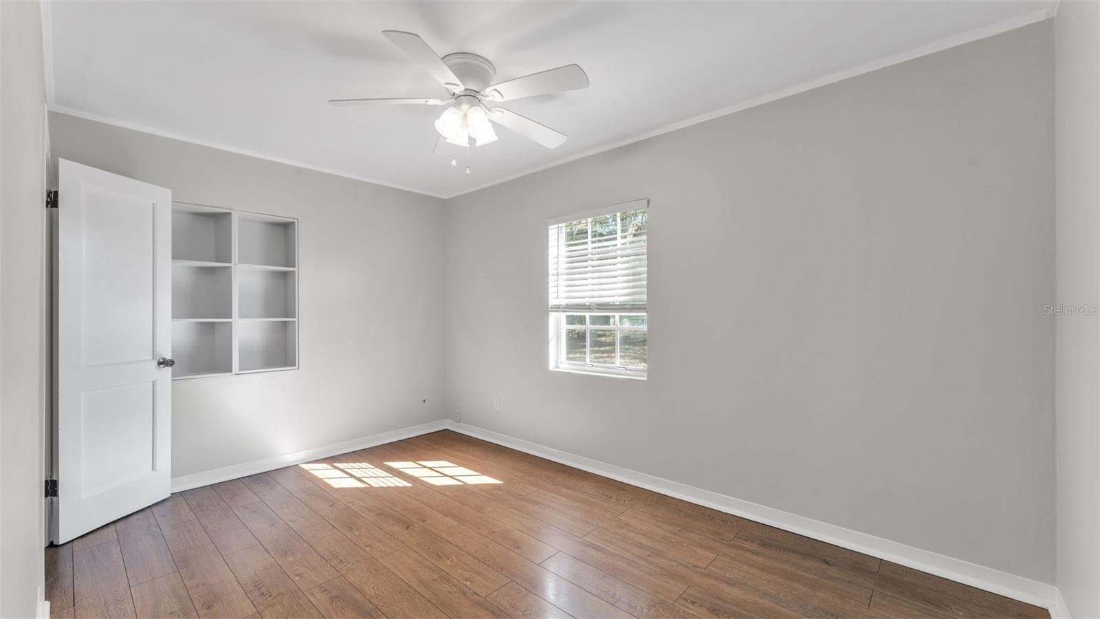 Image 6 of 11 For 745 Marion Place