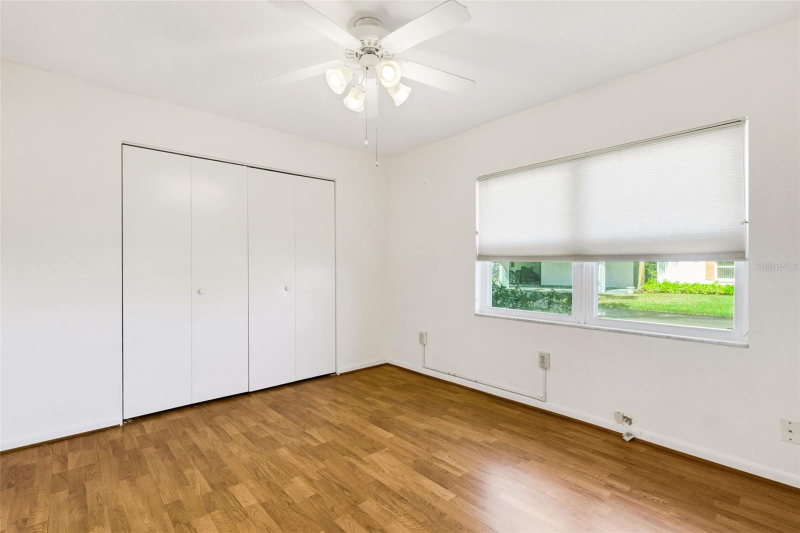 Image 27 of 35 For 512 Cameo Drive