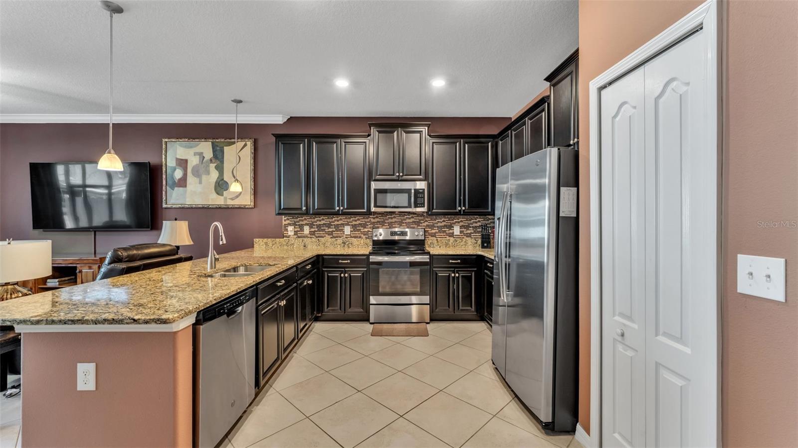 Image 10 of 42 For 6326 Torrington Circle