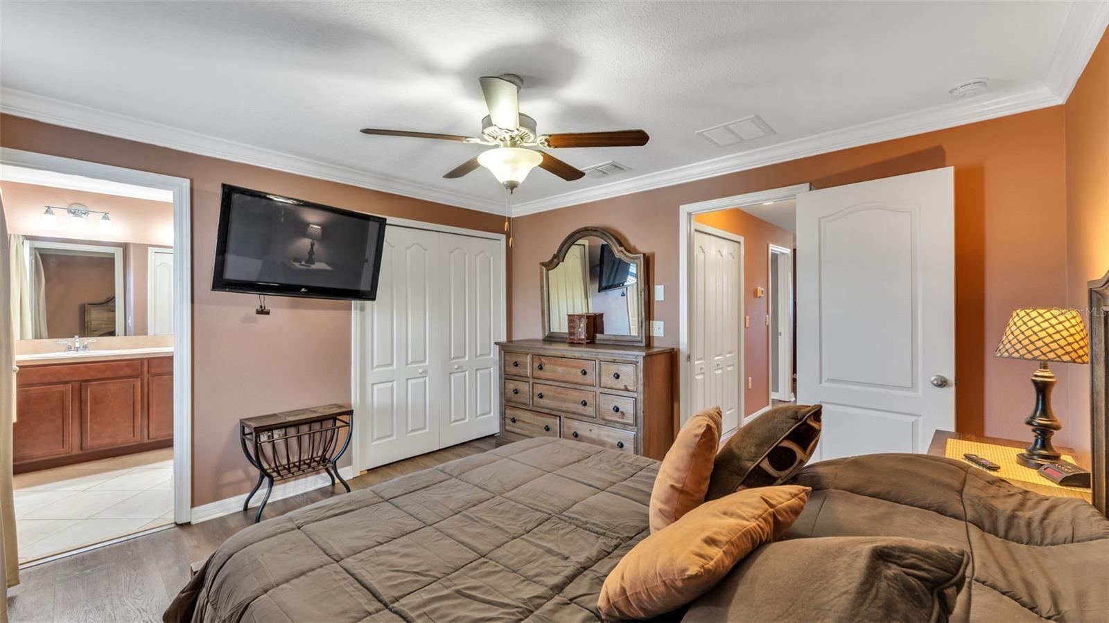 Image 22 of 42 For 6326 Torrington Circle