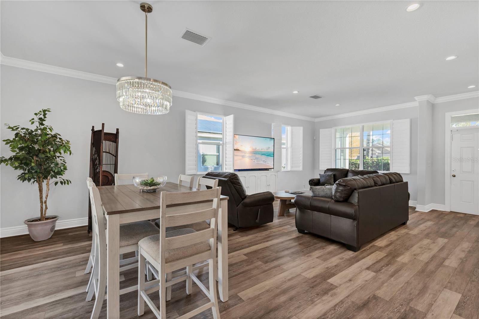 Image 14 of 42 For 7272 Cedarcrest Boulevard