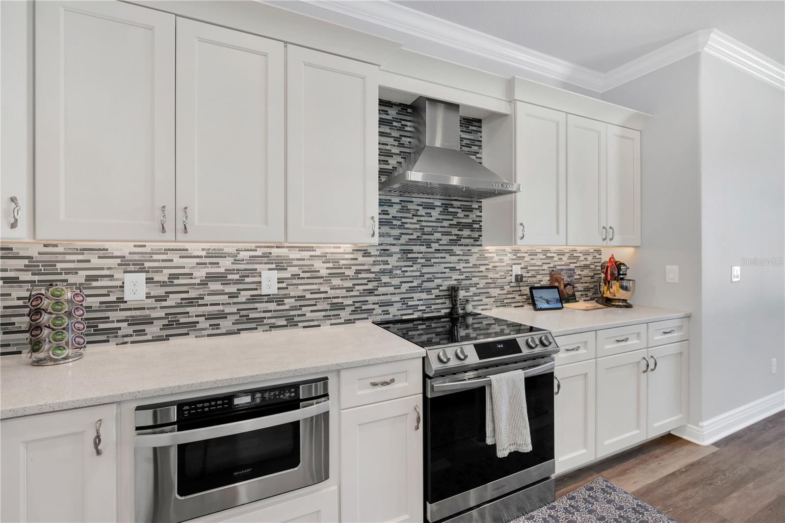 Image 3 of 42 For 7272 Cedarcrest Boulevard