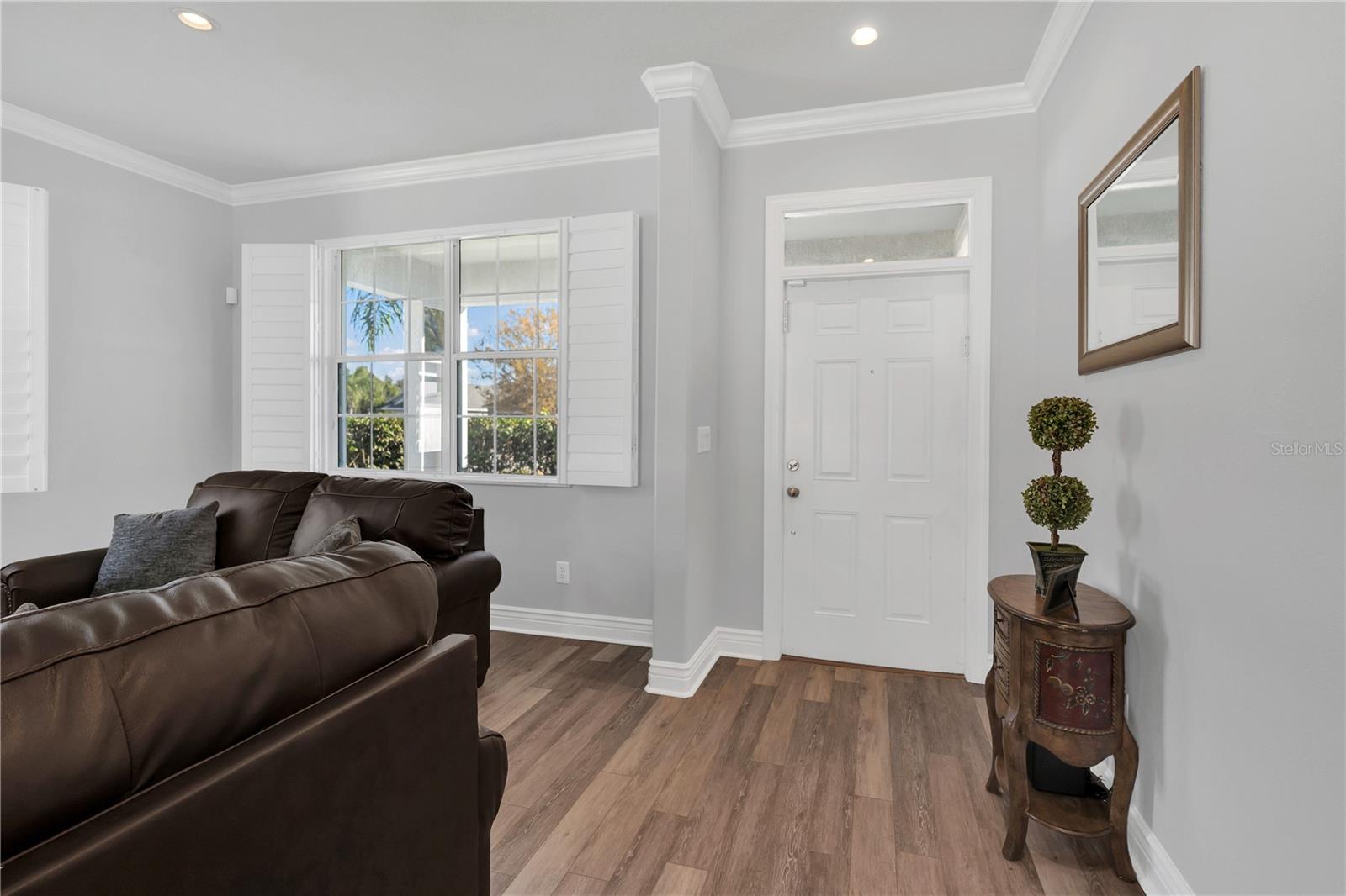 Image 8 of 42 For 7272 Cedarcrest Boulevard