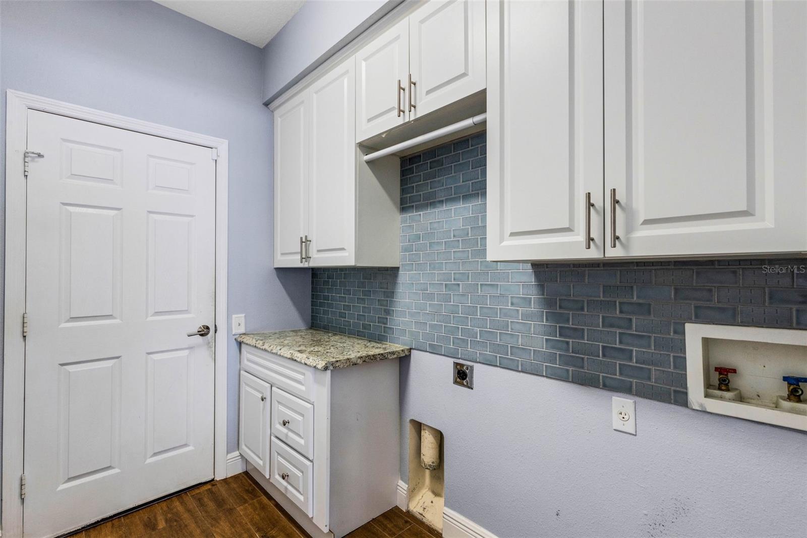 Image 25 of 59 For 3906 Whistlewood Circle