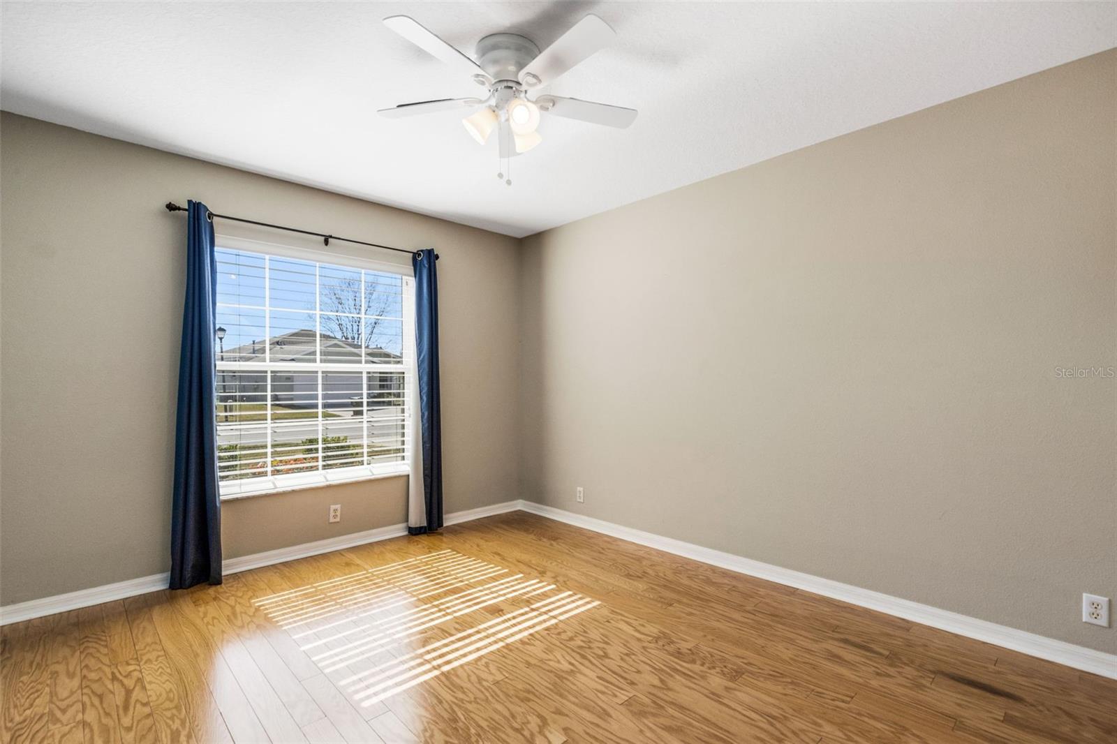 Image 37 of 59 For 3906 Whistlewood Circle