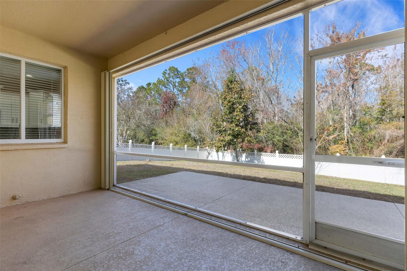 Image 46 of 59 For 3906 Whistlewood Circle