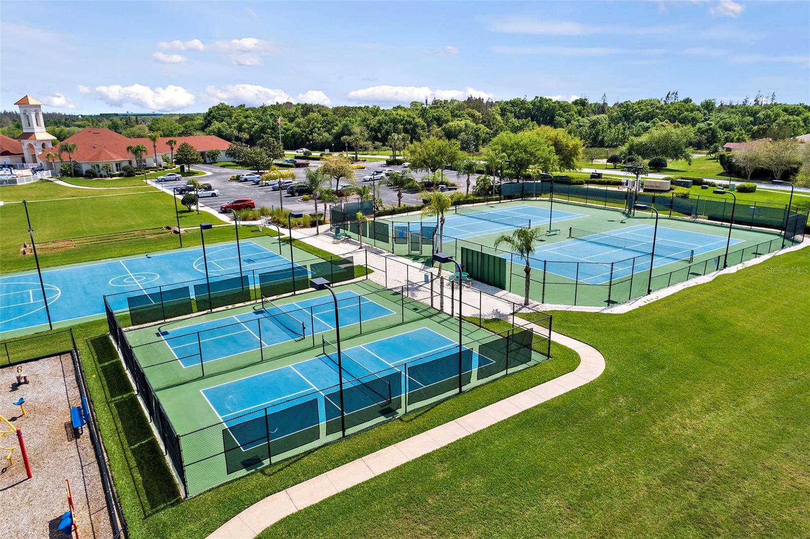 Image 55 of 59 For 3906 Whistlewood Circle