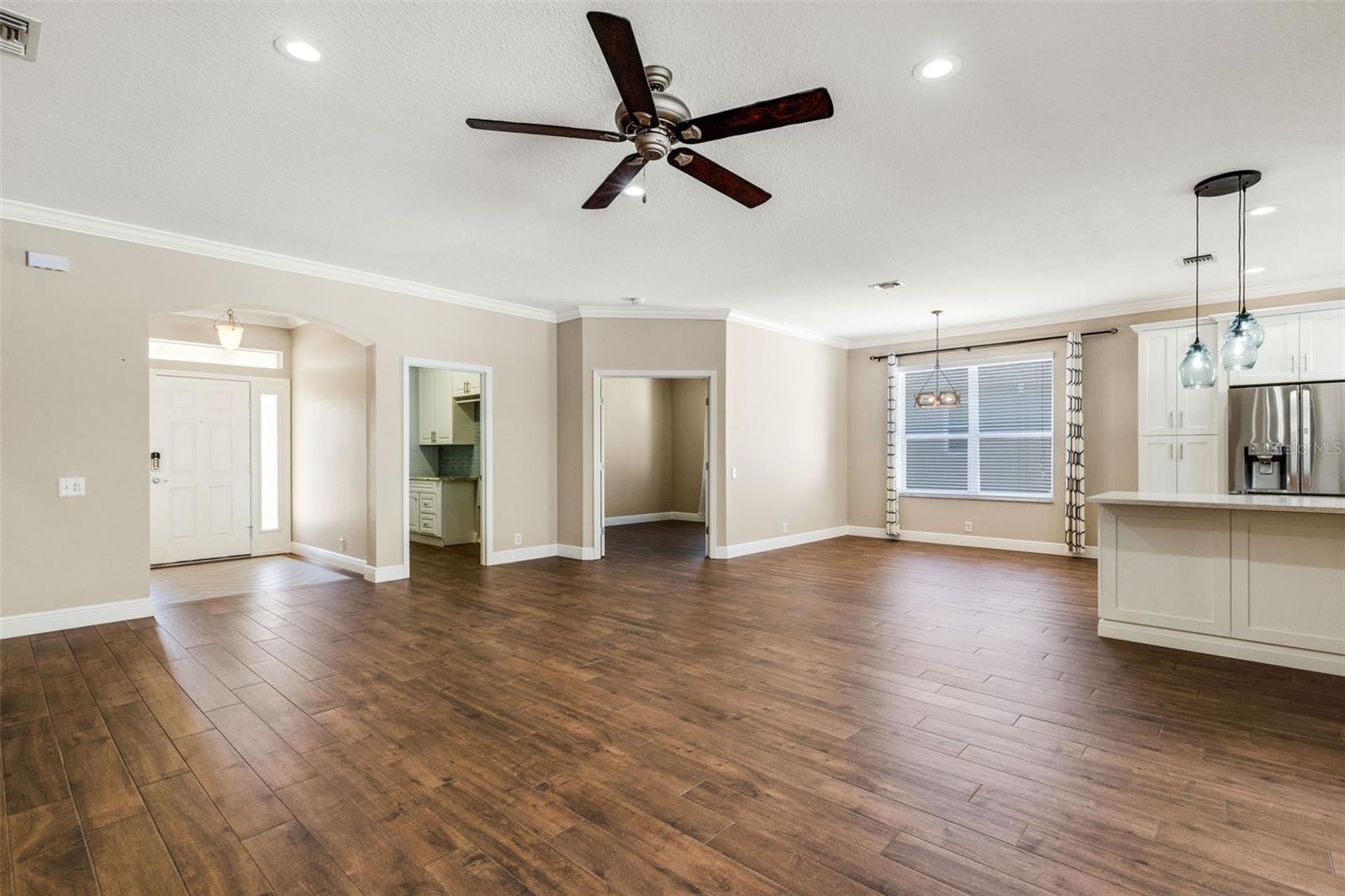 Image 9 of 59 For 3906 Whistlewood Circle