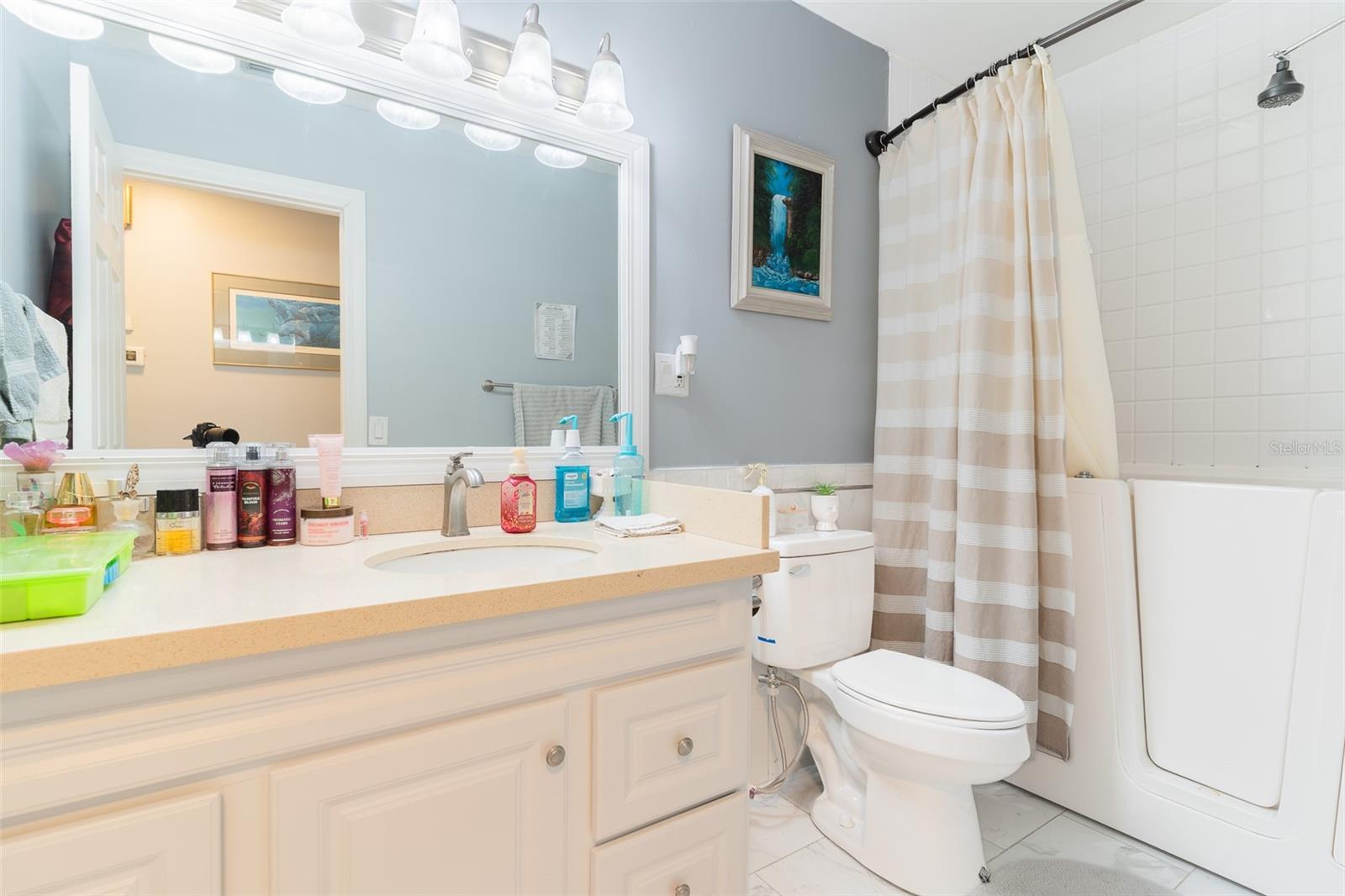 Image 12 of 23 For 250 Volusia Drive