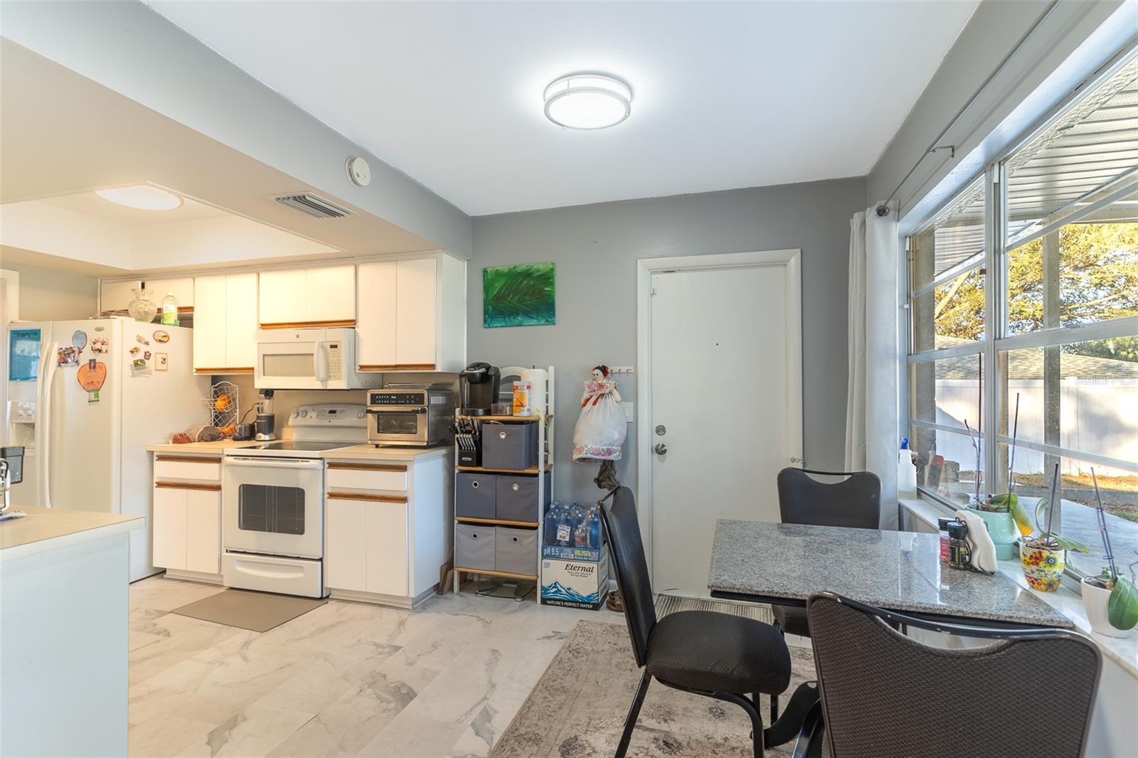 Image 7 of 23 For 250 Volusia Drive