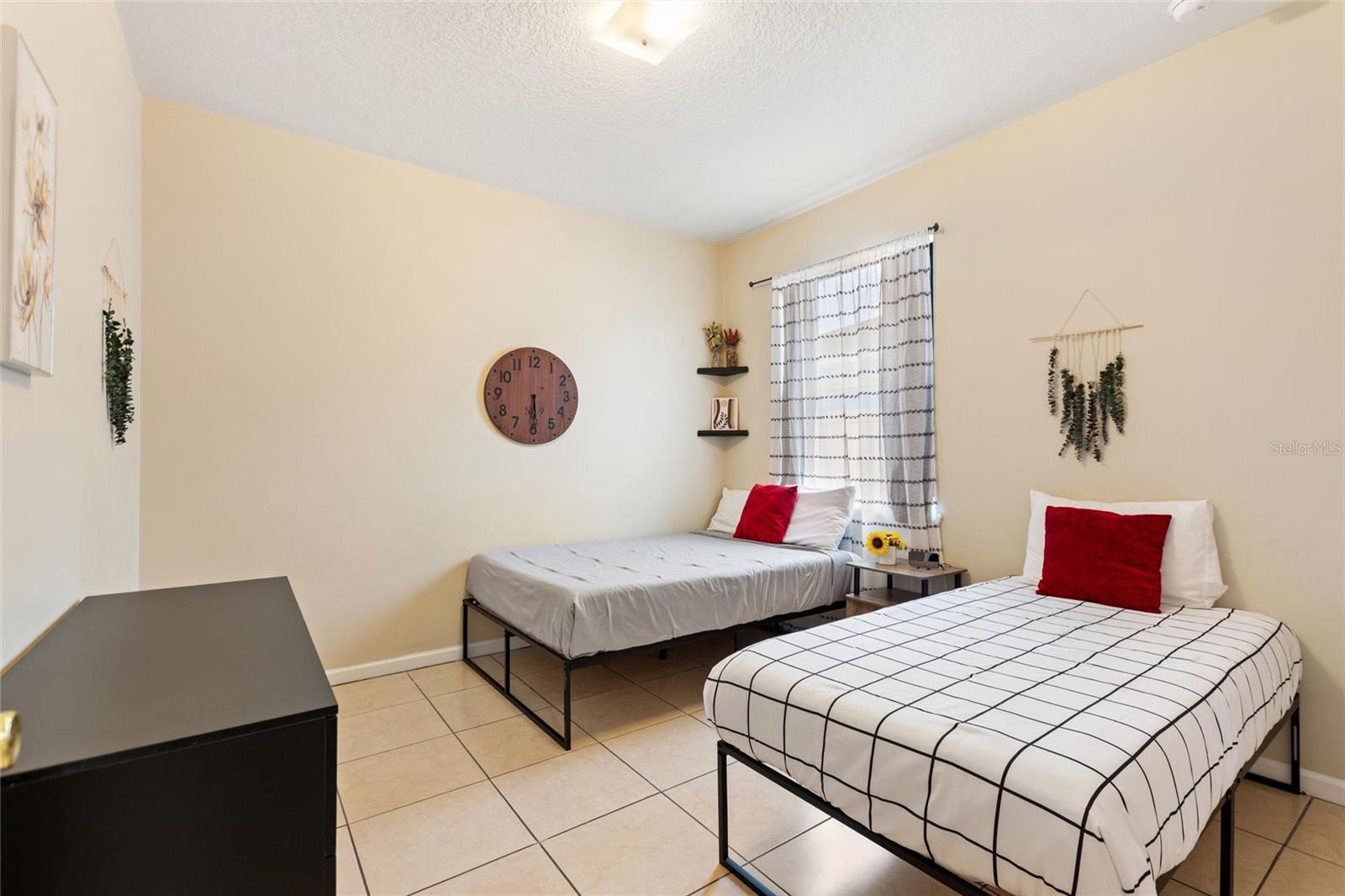 Image 22 of 36 For 165 Captain Hook Way