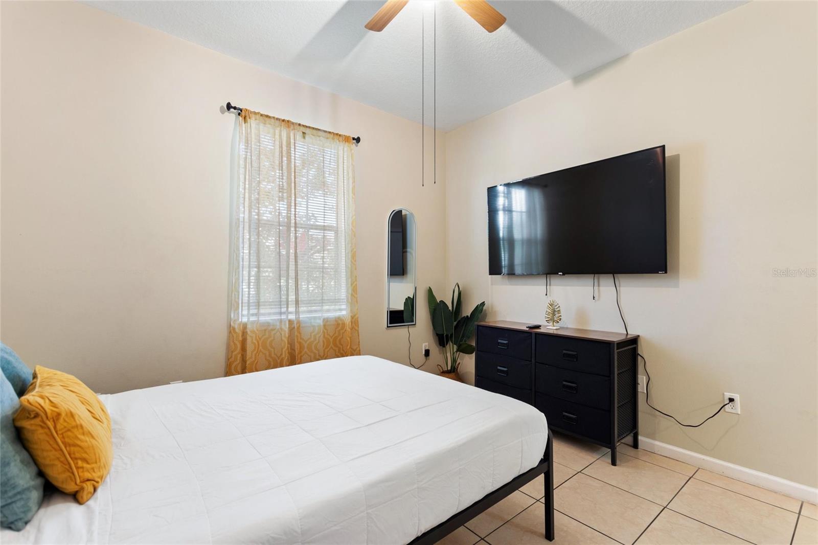 Image 28 of 36 For 165 Captain Hook Way