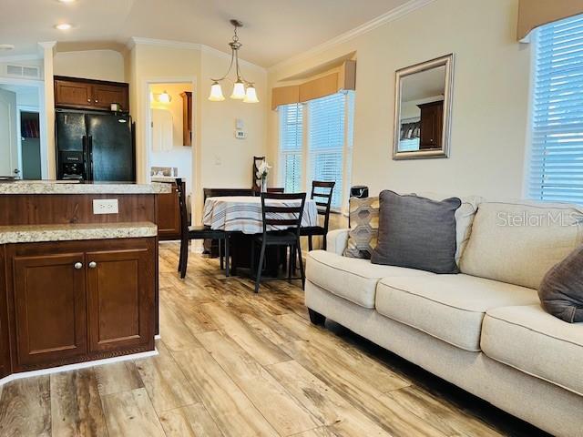 Image 7 of 15 For 16504 Sunshine Avenue