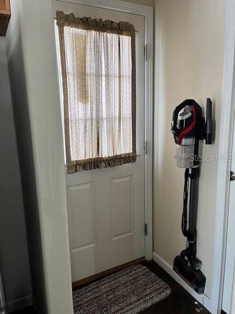 Image 8 of 16 For 2414 Limewood Avenue